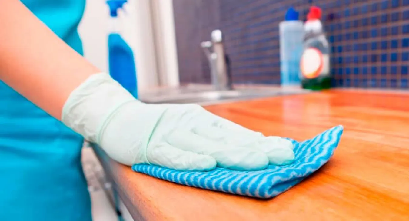 Поддерживающая уборка квартир офисов домов. Клининг КМВ